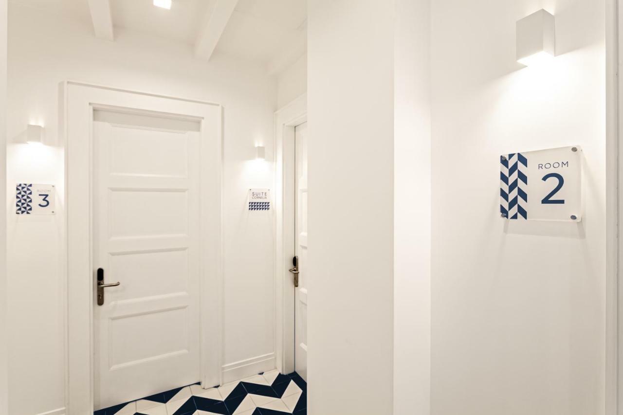 Maison Blu - Intimate Guesthouse ซอร์เรนโต ภายนอก รูปภาพ